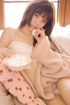花蒂被吸得异常肿大